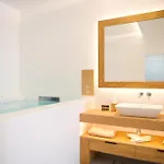 Elit Mykonos Apartahotel 4*